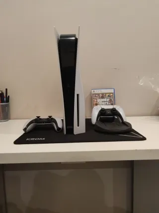 PS5 + 2 Mandos + 2 Juegos