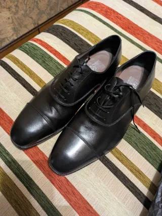 Zapatos Salvatore Ferragamo Negros