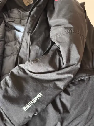 Chaqueta Ternua Windstopper Negra