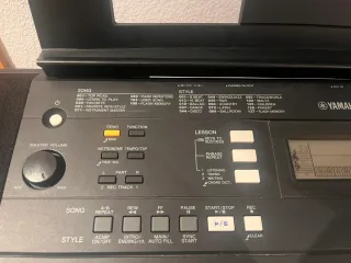 Teclado Yamaha Portátil