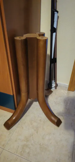 6 Sillas de Comedor Madera y Terciopelo y mesa !