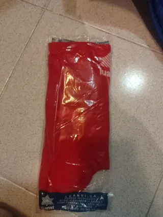 Medias deportivas Luanvi rojas talla única