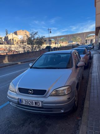 El coche está en perfecto estado