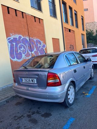 El coche está en perfecto estado
