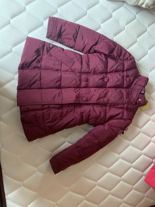 Abrigo acolchado morado 10 años