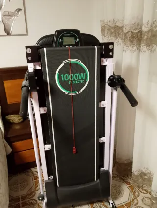 Tapis roulant Cecotec 1000W