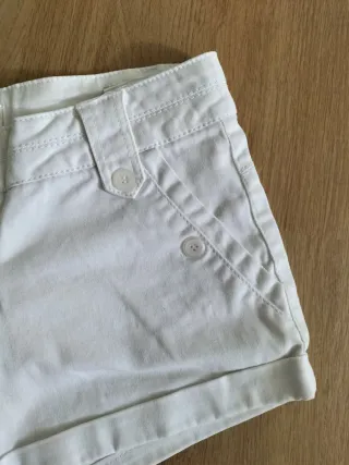 Pantalones cortos blancos