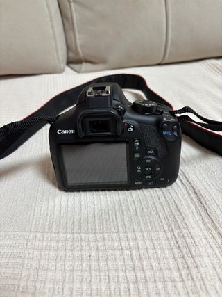 Cámara Canon EOS 1300D Negra