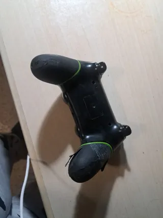 Mando PS4 Genérico (X Hundida)