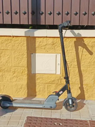 Patinete eléctrico infantil