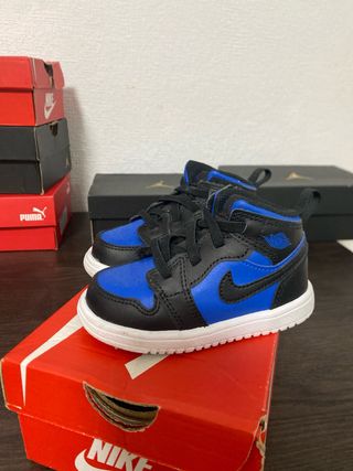 Sneakers Nike Jordan per Bambini Nere e Blu 22