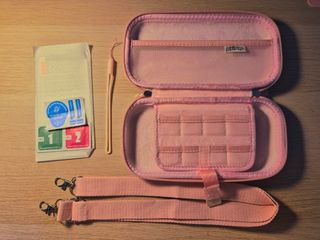 Switch Lite Rosa + Carcasa + Funda + Cristal