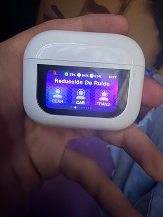 Auriculares con pantalla