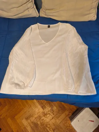 BLUSA *SHEIN* MANGA LARGA TRANSPARENTE