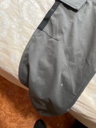 Pantalón cargo gris unisex fresquitos