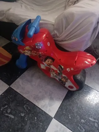 Pack Moto patrulla canina y Patín Radio Flyer