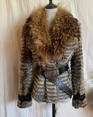 Chaqueta de piel auténtica con cinturón