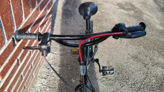 Bicicleta Infantil Btwin Negra de 16 pulgadas