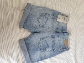 Shorts vaqueros Clockhouse talla 36