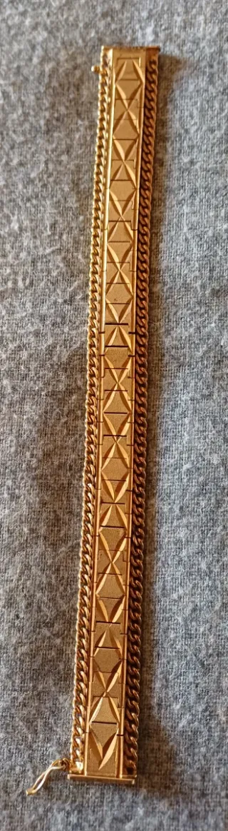 Pulsera vintage bañada en oro
