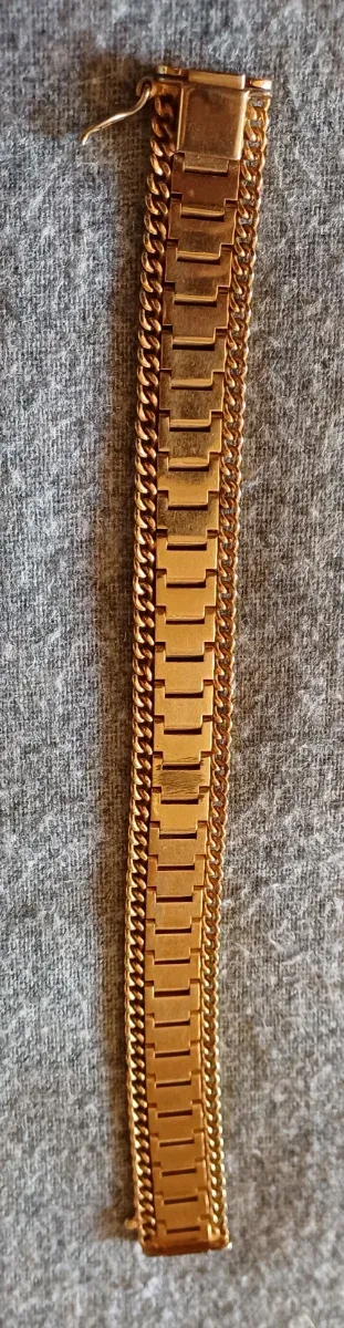 Pulsera vintage bañada en oro