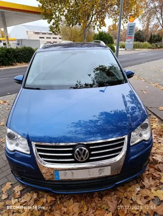 Volkswagen touran BLuMacion TDI  2010