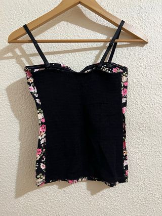 Top floral tirantes