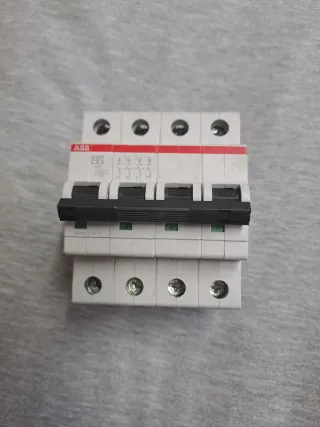 Magnetotermico ABB 4x63A