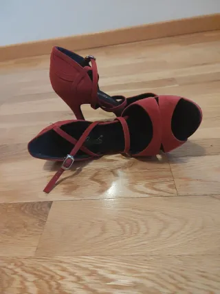 Zapatos de baile Gautiers rojos