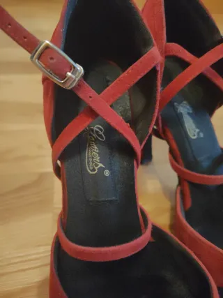 Zapatos de baile Gautiers rojos