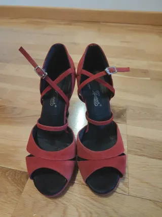 Zapatos de baile Gautiers rojos