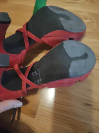 Zapatos de baile Gautiers rojos