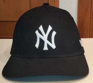 Gorra New Era NY Cerrada Talla S/M