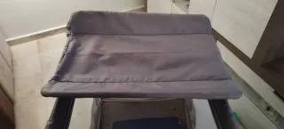 Parque cuna infantil con ruedas