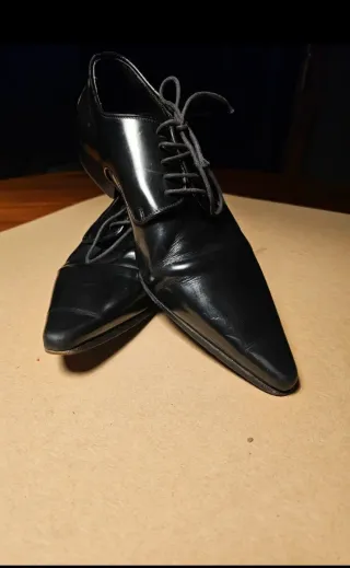 Dsquared2 Zapatos de cuero Negros Puntiagudos