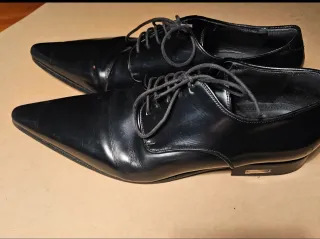 Dsquared2 Zapatos de cuero Negros Puntiagudos