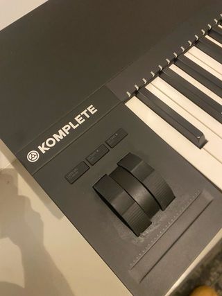NI Komplete Kontrol S88 mk II