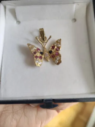 Colgante Mariposa Oro 18k Rubíes y Diamantes