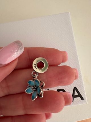 Charm Pandora Flor Azul y Plata