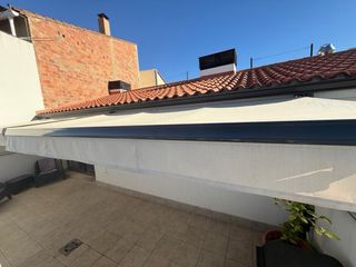 2 Toldos retráctil eléctricos beiges