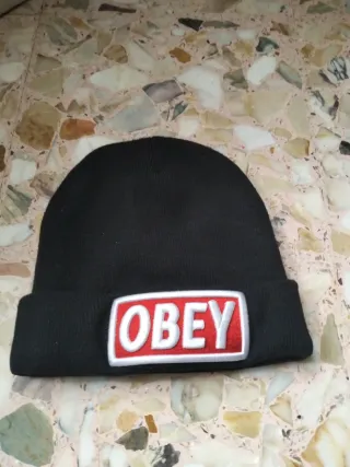 Berretto Obey nero