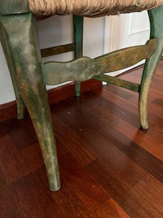 Sillas rústicas de madera