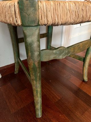 Sillas rústicas de madera