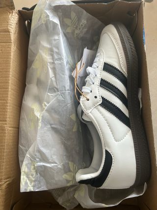 Adidas Samba Blancas y Negras