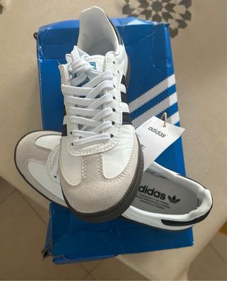 Adidas Samba Blancas y Negras