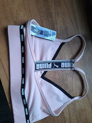 Top deportivo Puma rosa