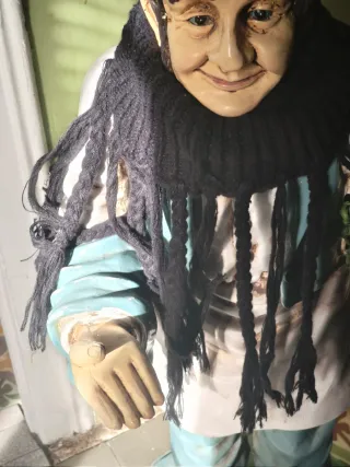 Gorro lana negro con flecos