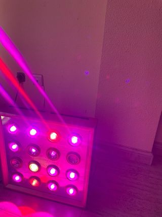 Luce LED per coltivazione - 16 faretti