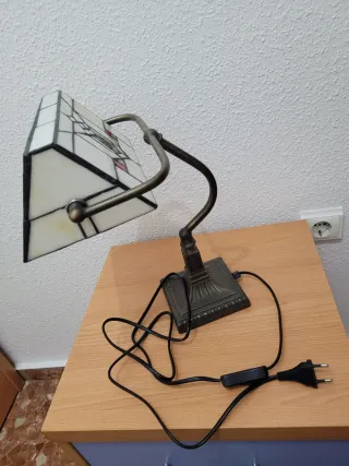 Lámpara de mesa cristal y metal