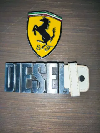 Hebillas Cinturón Diesel y Ferrari